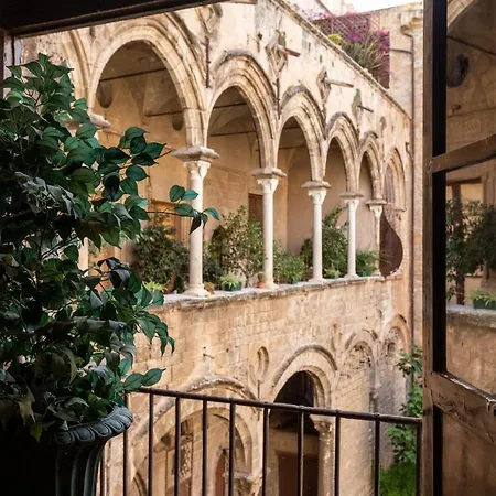 Appartamento Ajutamicristo Domus By Domusicily