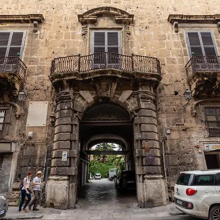 Ajutamicristo Domus By Domusicily Apartament Palermo